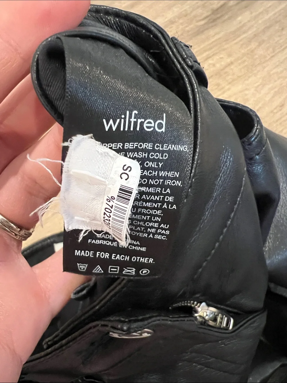 Aritzia Wilfred Faux Leather Straight-Leg Jeans Size 4